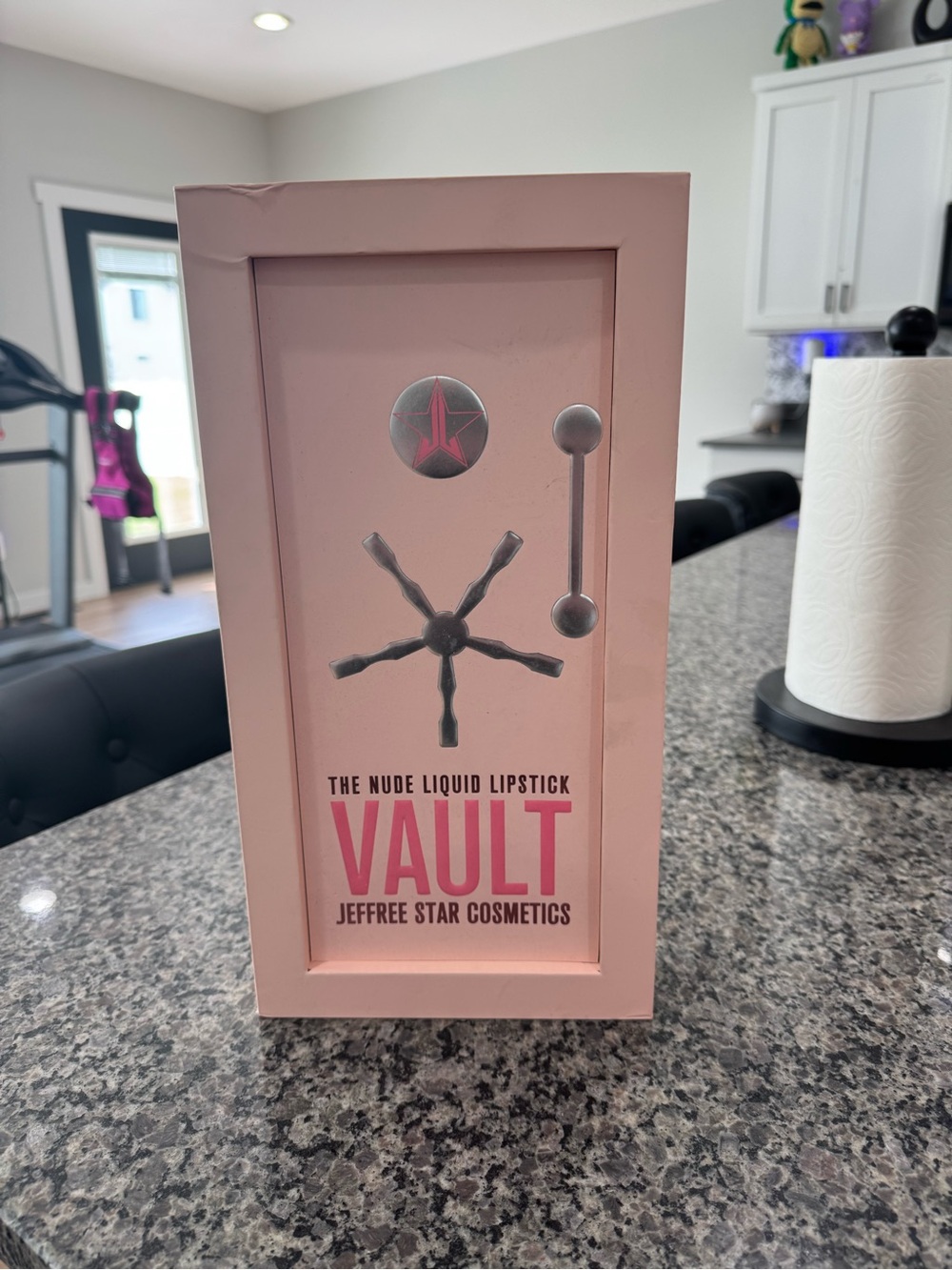 Jeffree Star nude mini liquid lipstick vault used, but descent condition